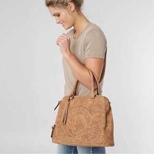 Violet Ray Logan Purse Cognac Faux Leather Tote Bag & Tassel Handbag! By Buckle.